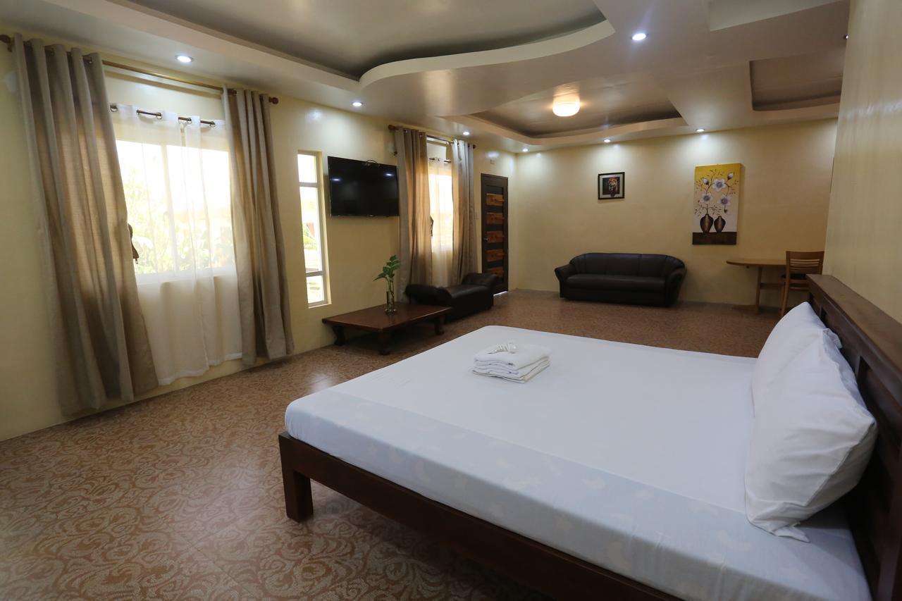 Ken-Yo Garden Resort And Hotel Pila  Luaran gambar