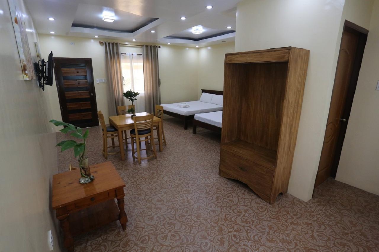 Ken-Yo Garden Resort And Hotel Pila  Luaran gambar
