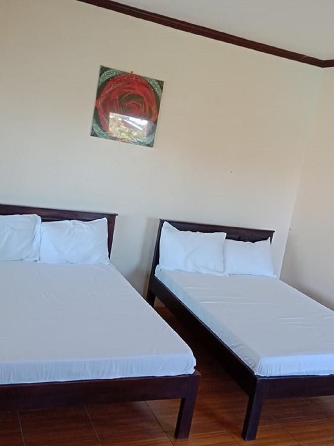 Ken-Yo Garden Resort And Hotel Pila  Luaran gambar