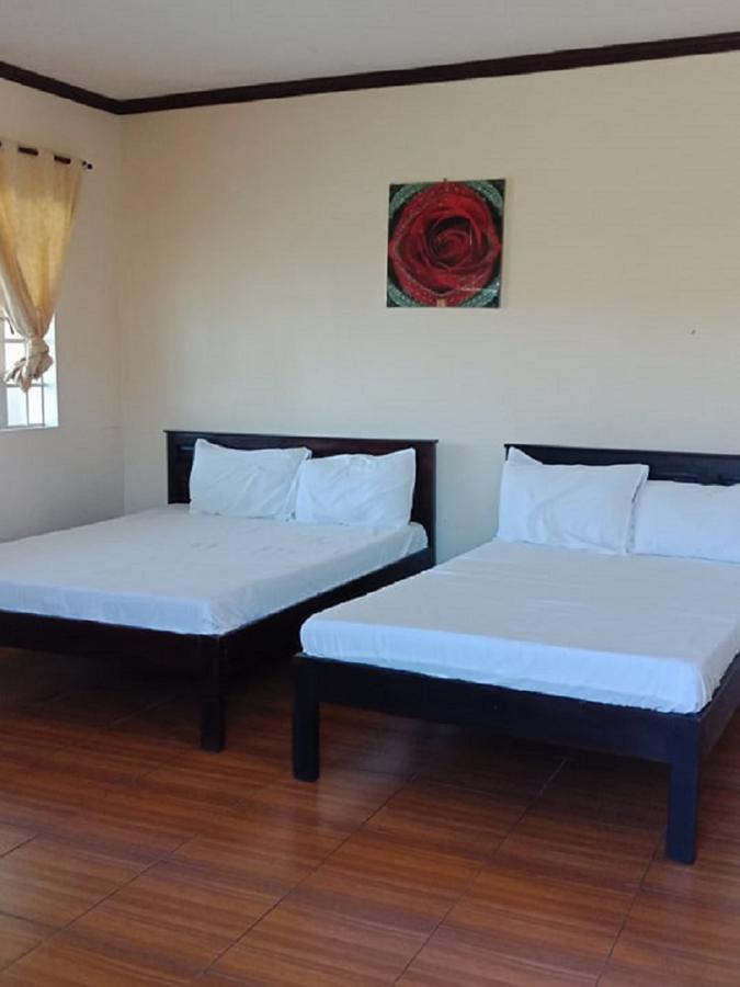 Ken-Yo Garden Resort And Hotel Pila  Luaran gambar